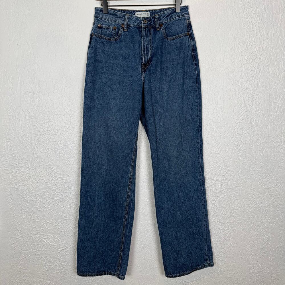 Abercrombie & Fitch Curve Love The Loose High Rise Jean Size 28 Long